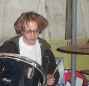 Jens rockt das Schlagzeug